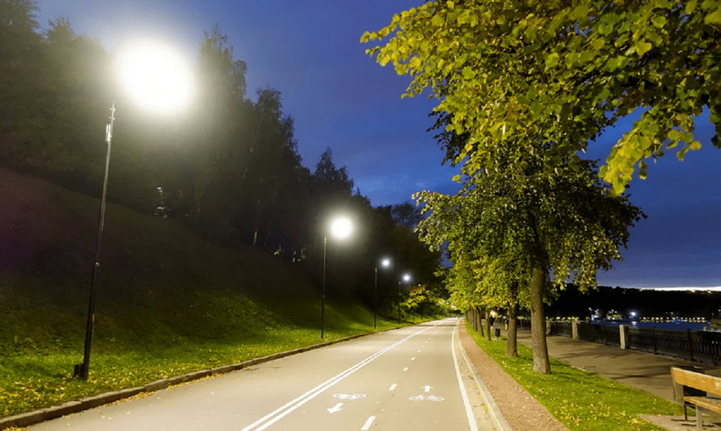 The Importance of Fast Lead Time in LED Street Light Lens Production
